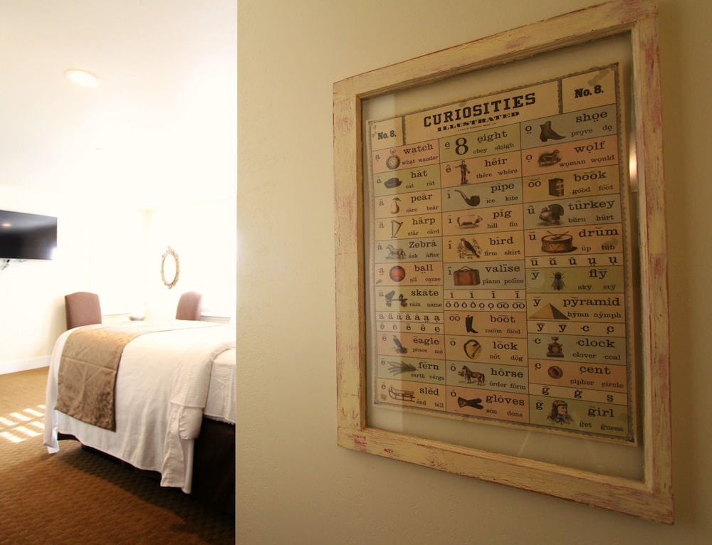 Rest Hotel Plymouth - photo 13