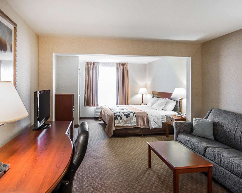 Rodeway Inn & Suites Salina South - photo 12
