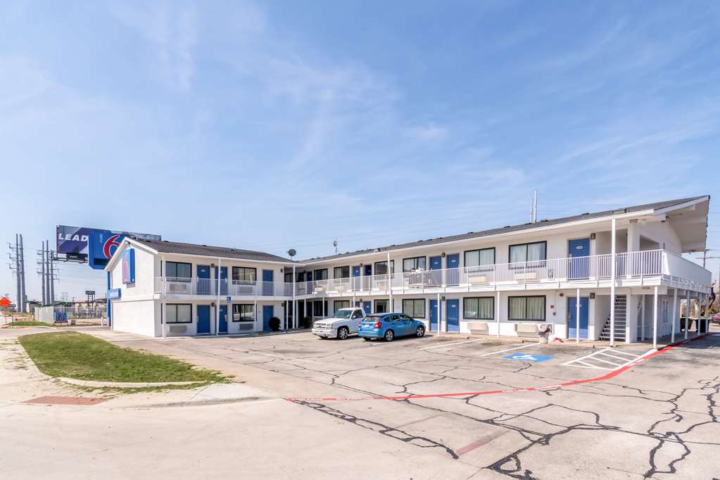 Motel 6 Fort Worth TX North - photo 8