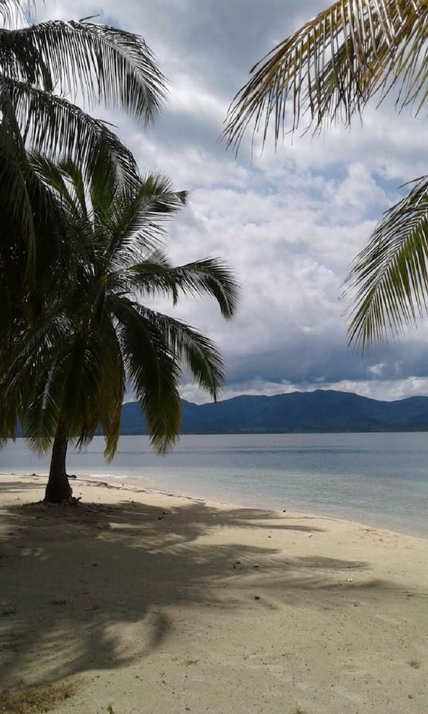 Discovery Guna in Nargana, Panama