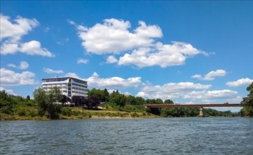 Plaža pet-friendly hotel Varvarin