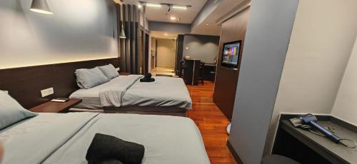 Sunway Resort Suite Linked to Pyramid and Lagoon in Petaling Jaya, Malaysia