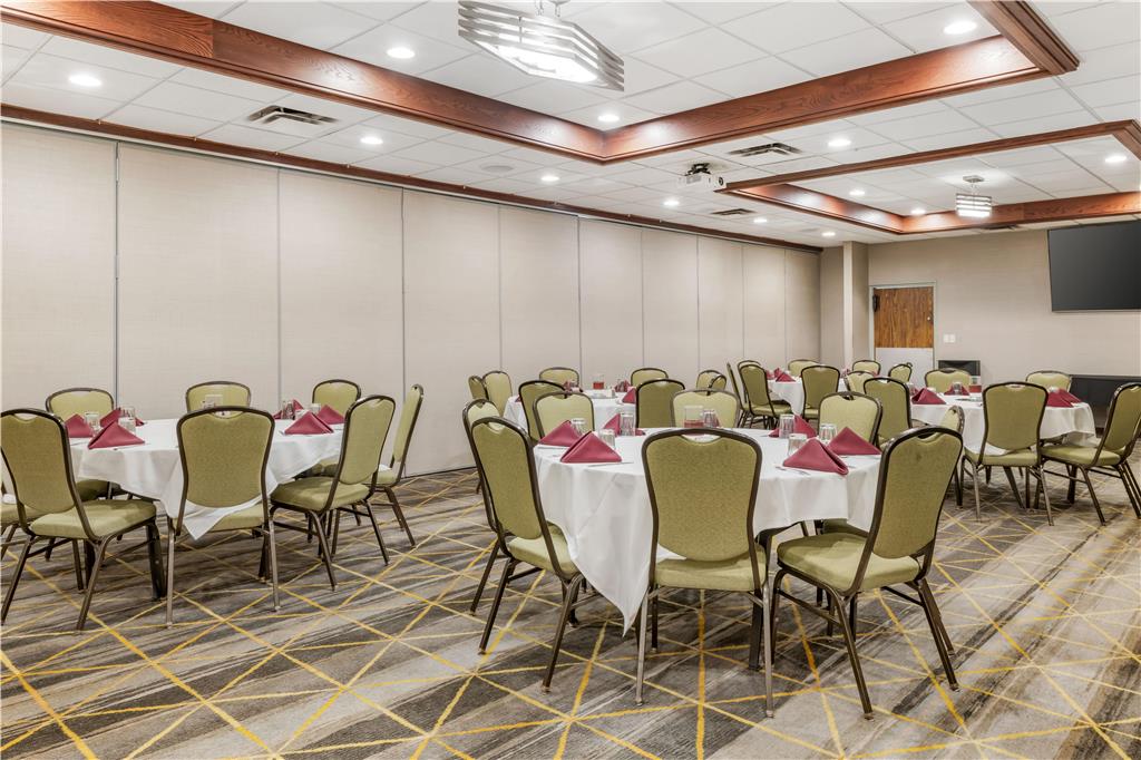 Best Western Fairmont - photo 48