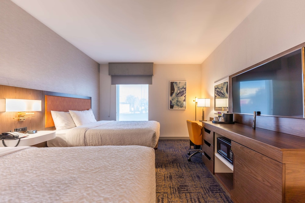 Hampton Inn & Suites Houston Sugar Land - photo 15