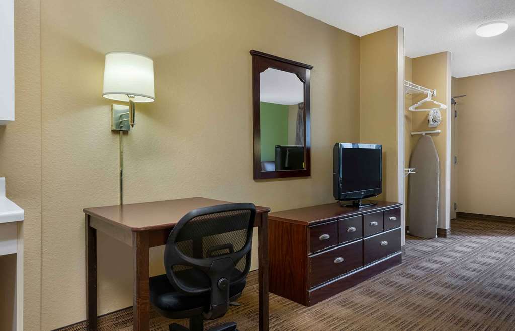 Extended Stay America Select Suites Gainesville I 75 - photo 16