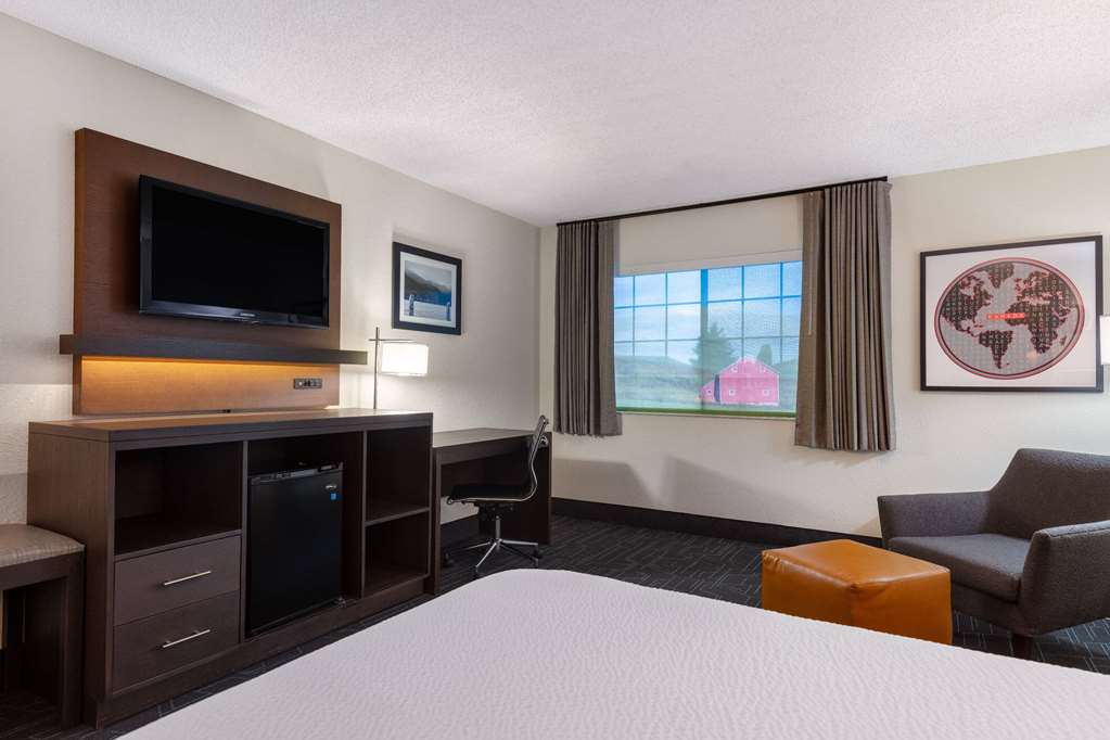 Ramada by Wyndham Spokane Airport - photo 15