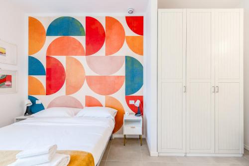 Central Station 3 Design Apartaments 2 apts with parking 1 with balcony no box Olympic Hub Town Homes Milano — 4-Star Luxury Hotel in Milan, Italy