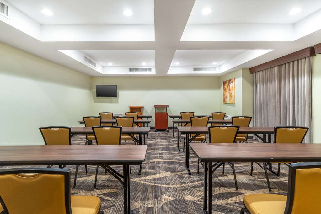 Best Western John Muir Inn - photo 18