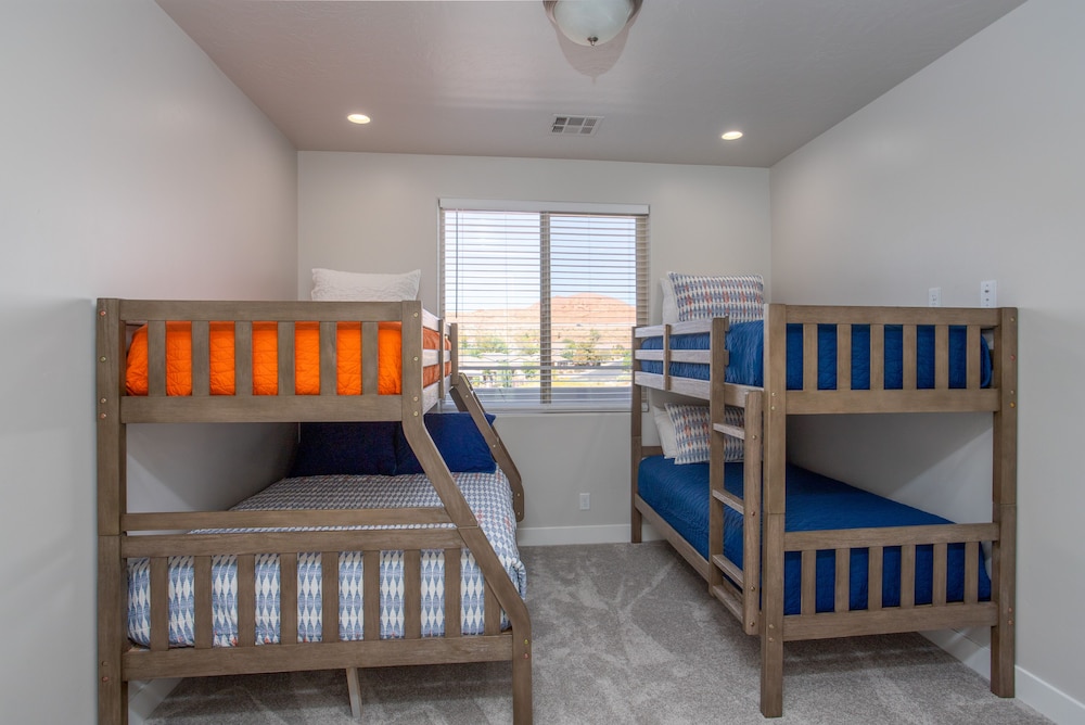 Town Center Resort - photo 54