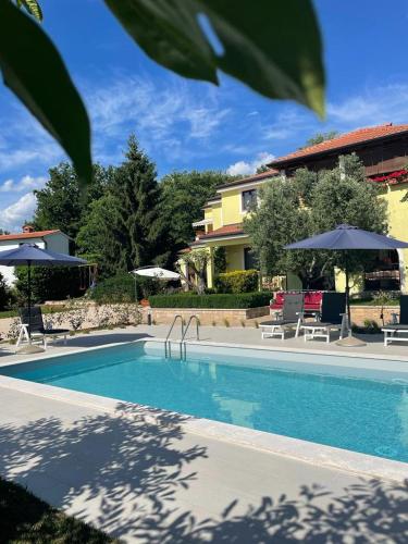 Apartments Šterna — 4-Star Luxury Hotel in Groznjan, Croatia