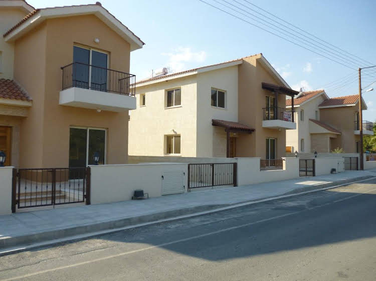 Tenta House