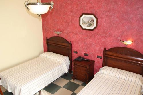 Hotel Frijon — Aceuchal — photo 3