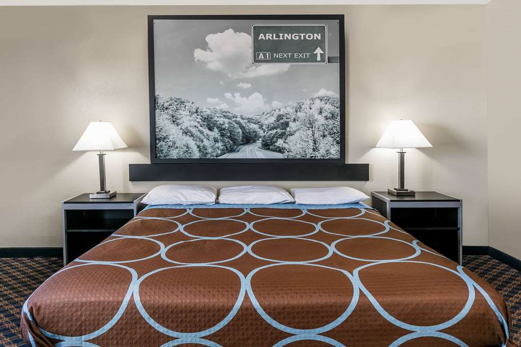 Super 8 by Wyndham Arlington Near AT&T Stadium - photo 12