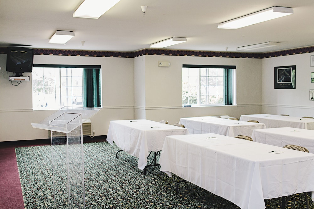 FairBridge Inn & Suites Dupont - photo 42