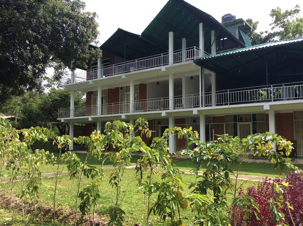 Sigiriya Rock Hide - last minute hotel in Sigiriya