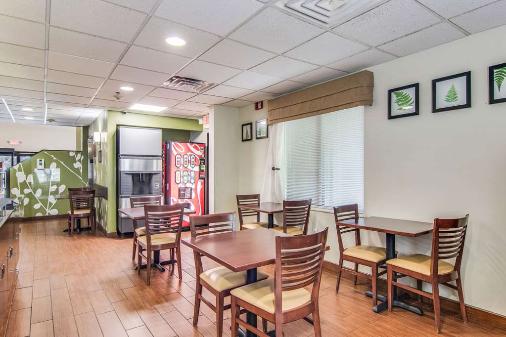 Sleep Inn Austintown Youngstown West - photo 30