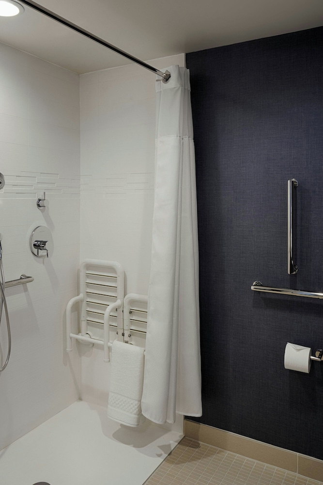 Residence Inn by Marriott Columbus Airport - photo 21