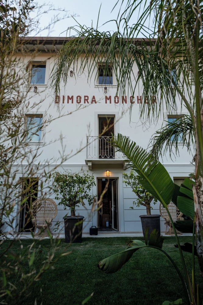 Dimora Moncher — hotel in Montignoso