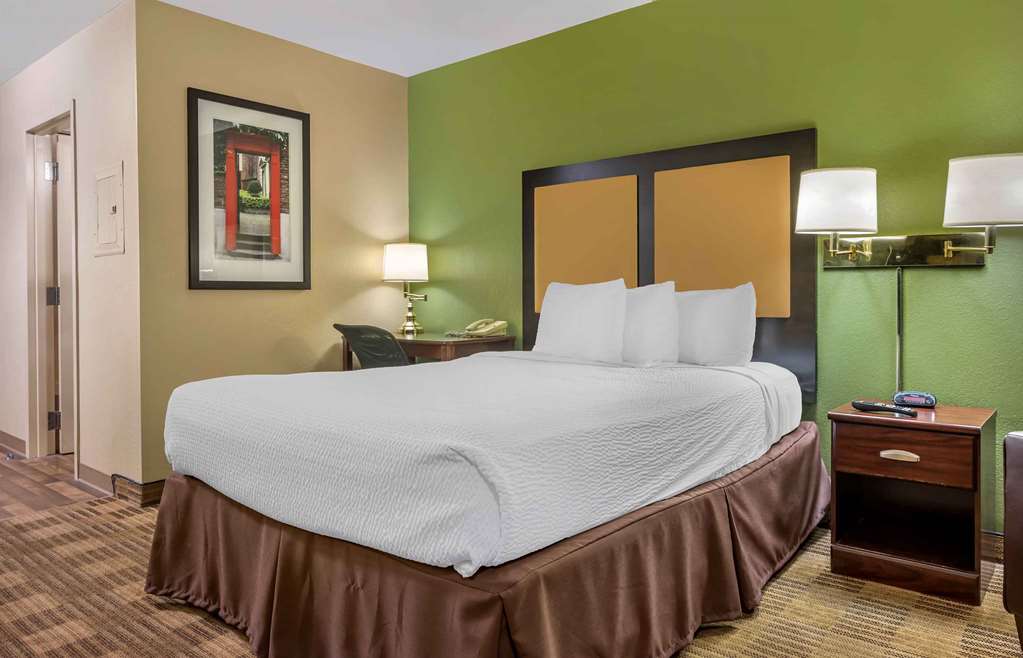 Extended Stay America Suites Chicago Buffalo Grove Deerfield - photo 13