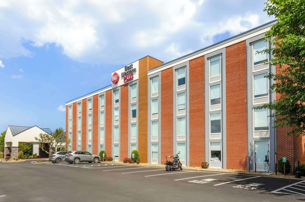 Best Western Plus Beckley Inn - photo 4