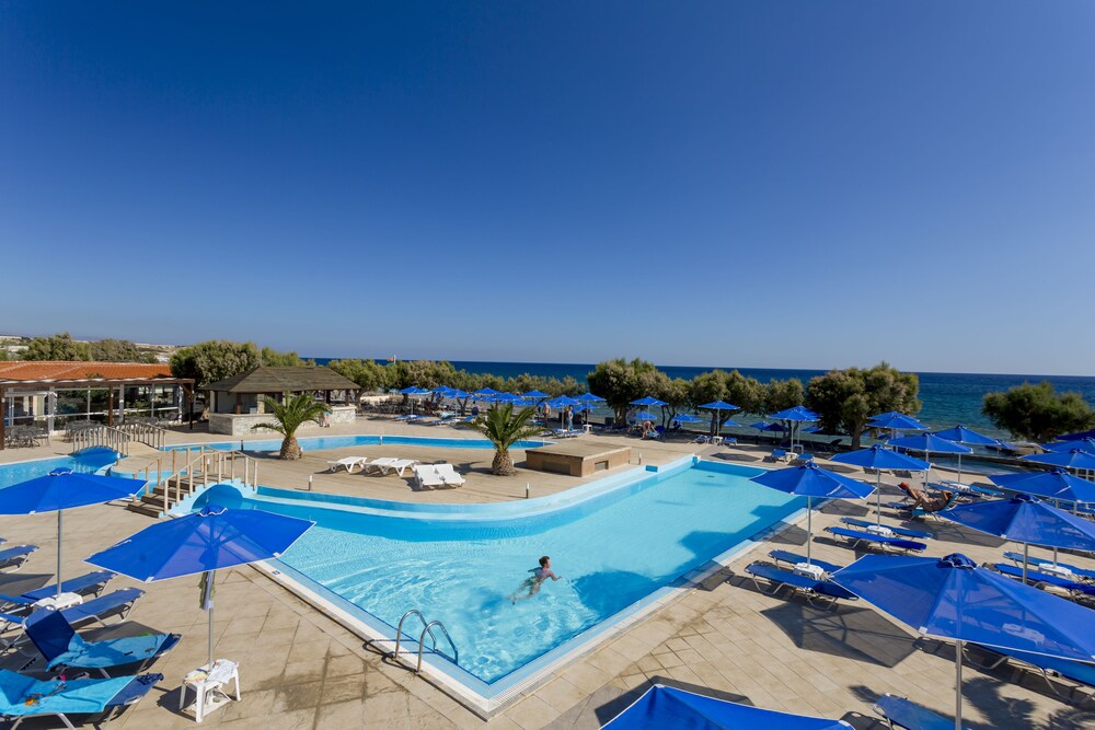 Dessole Blue Star Resort All Inclusive in Ierapetra, Greece