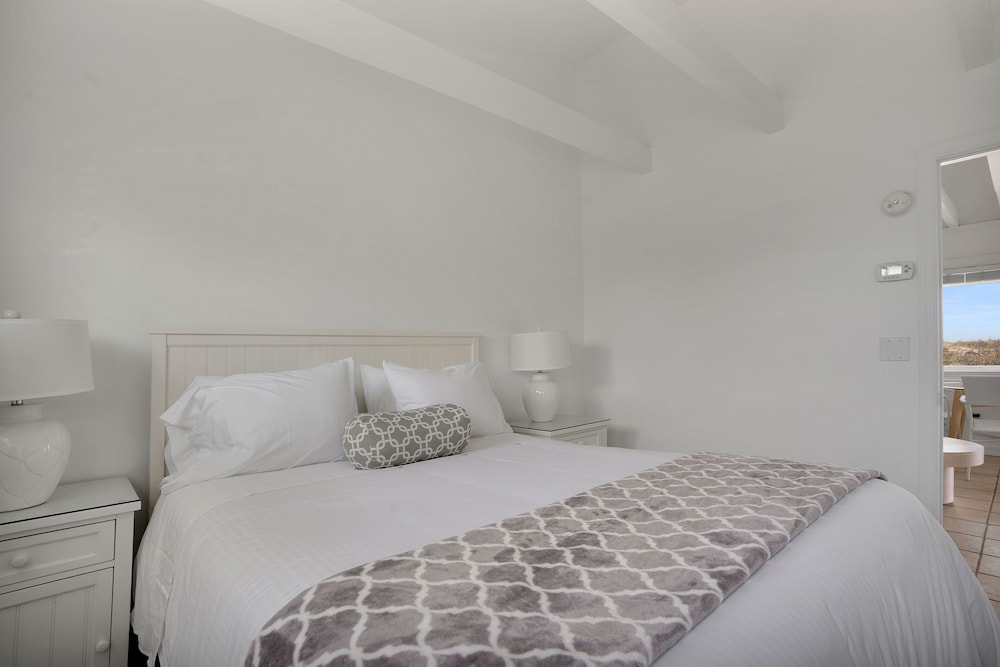 Driftwood Resort - photo 45