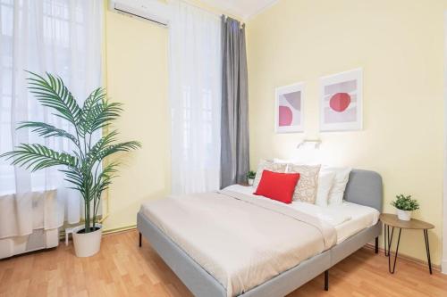 Central NEW AirCon Comfy — 4-Star Luxury Hotel in Budapest, Hungary