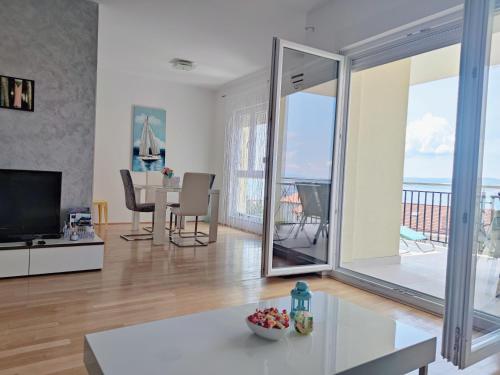 Apartment Mia — 4-Star Luxury Hotel in Crikvenica, Croatia