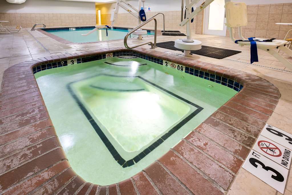 La Quinta Inn & Suites by Wyndham Bellingham - photo 20