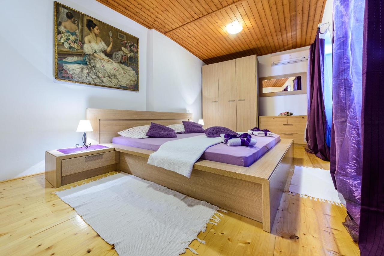 Apartman Antonio — 4-Star Luxury Hotel in Dubrovnik, Croatia