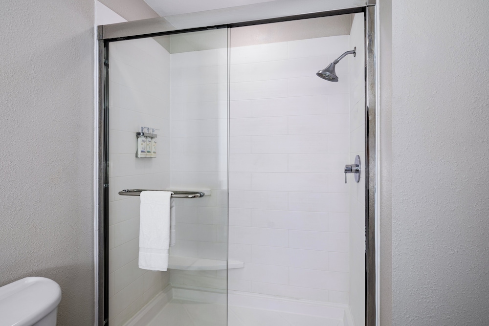 Holiday Inn Express St. Petersburg North by IHG - photo 24