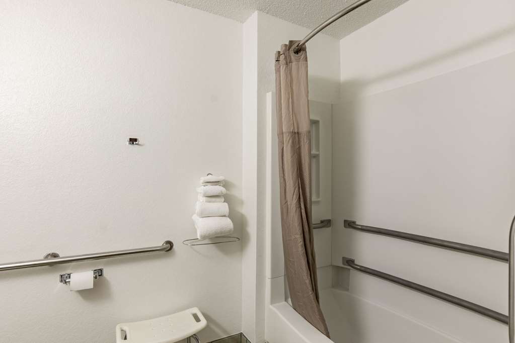 The Reserve Inn - photo 17