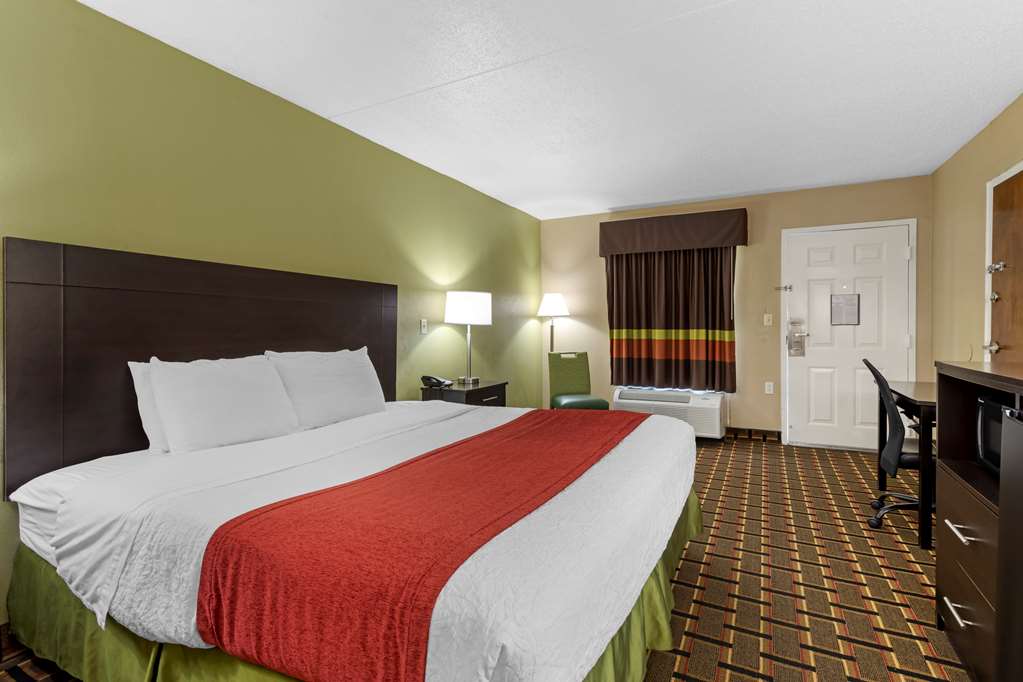 SureStay Hotel by Best Western Lenoir City - photo 2