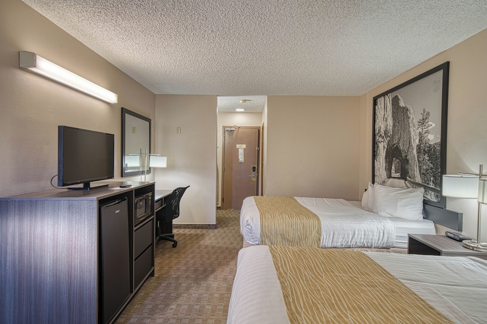 Super 8 by Wyndham Sturgis - photo 20