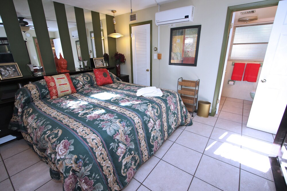 Whispers Resort By Affordable Beach Condos - photo 14