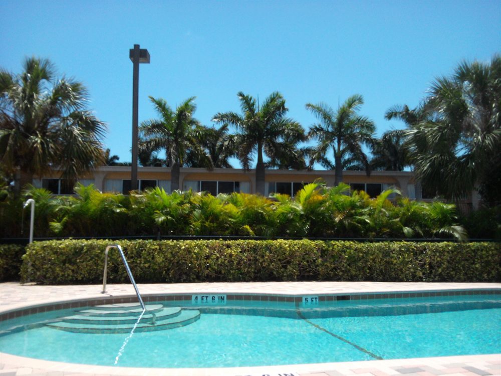 Hollywood Beach Golf Resort - photo 5