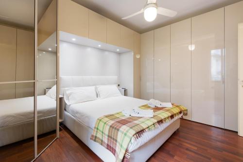 GuestHost Arco della Pace Apartment Milan — 4-Star Luxury Hotel in Milan, Italy
