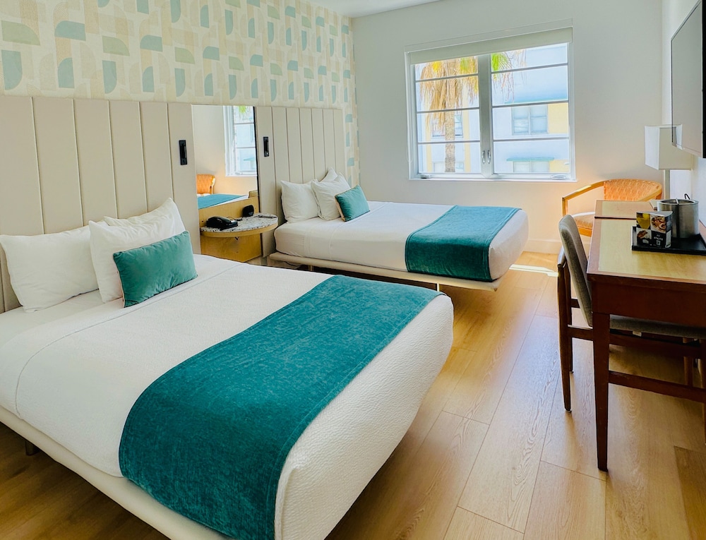 Avalon Hotel - photo 17
