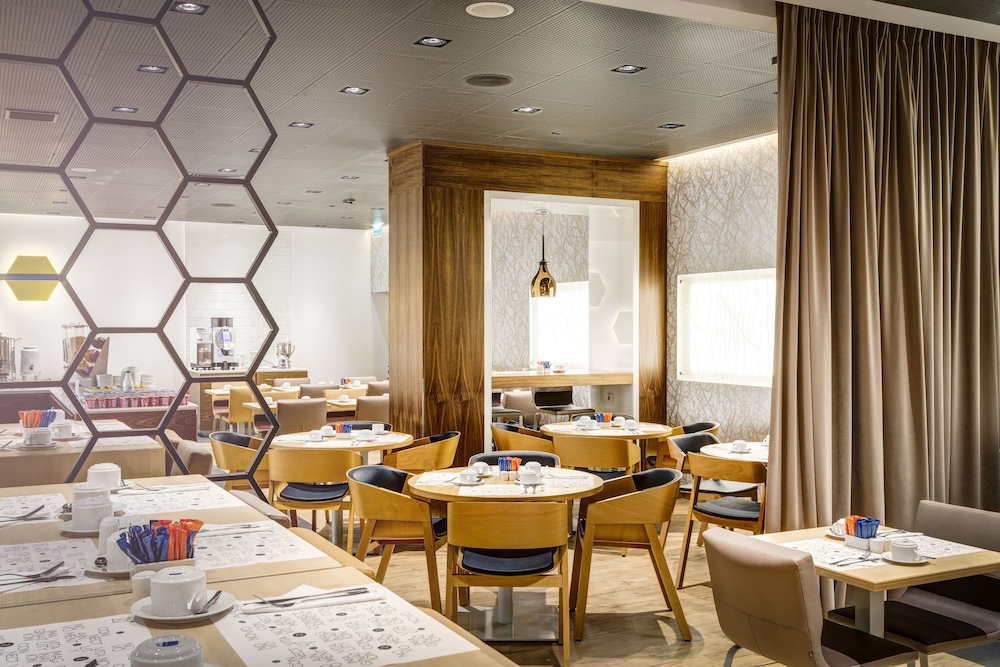 מזון ומשקאות