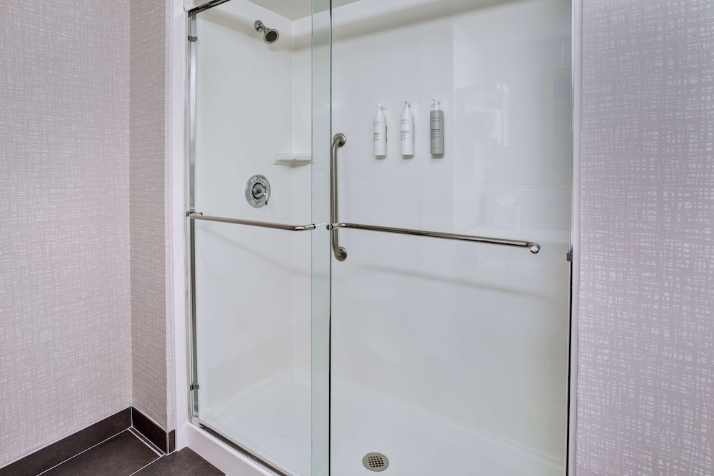 Hampton Inn & Suites Cape Coral Fort Myers Area FL - photo 26