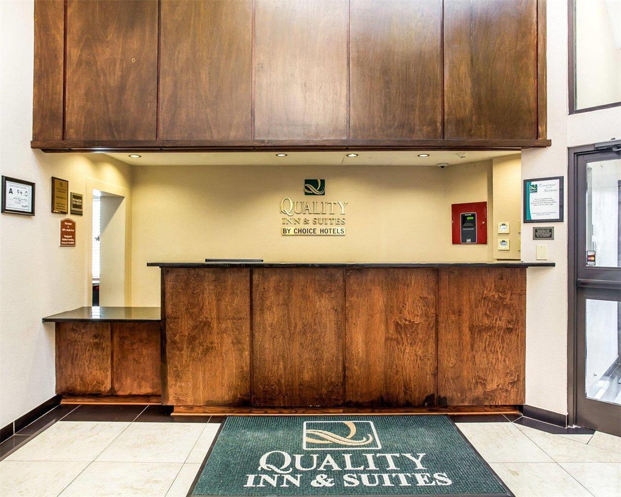 Quality Inn & Suites Coliseum - photo 6