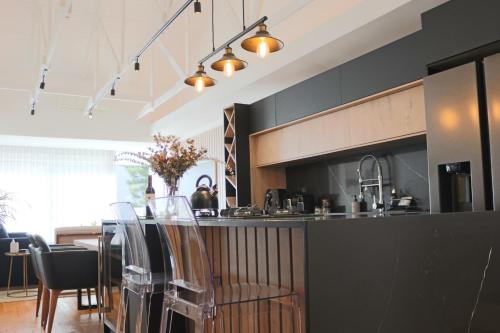 Obsidian Loft
