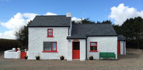 Cobblers Cottage Creggan — 4-Star Luxury Hotel in Omagh, United Kingdom