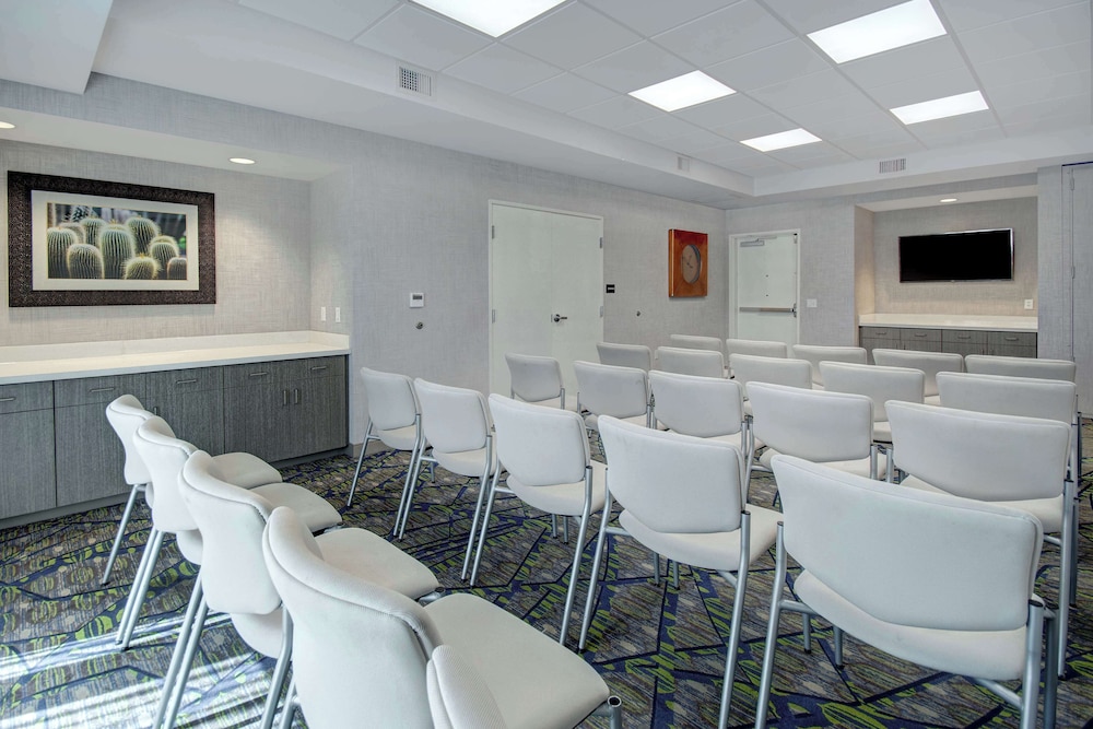 Hampton Inn by Hilton Queen Creek - photo 32