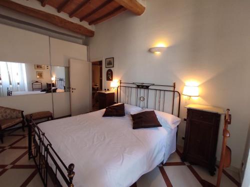 Marta House — 4-Star Luxury Hotel in San Gimignano, Italy