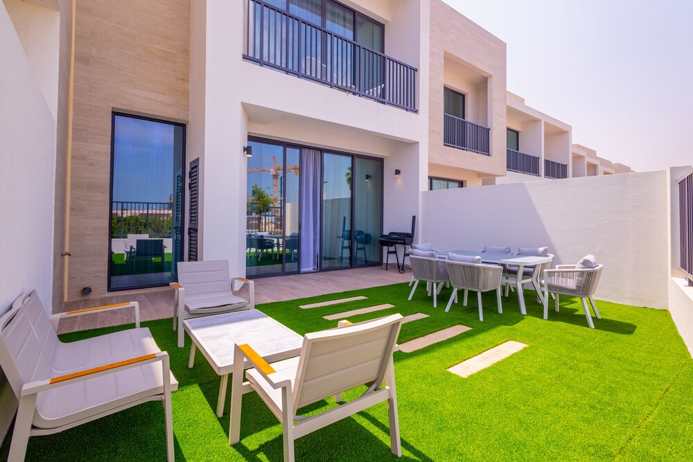 Nasma Luxury Stays Ras Al Khaimah — 4-Star Luxury Hotel in Ras Al Khaimah City, United Arab Emirates