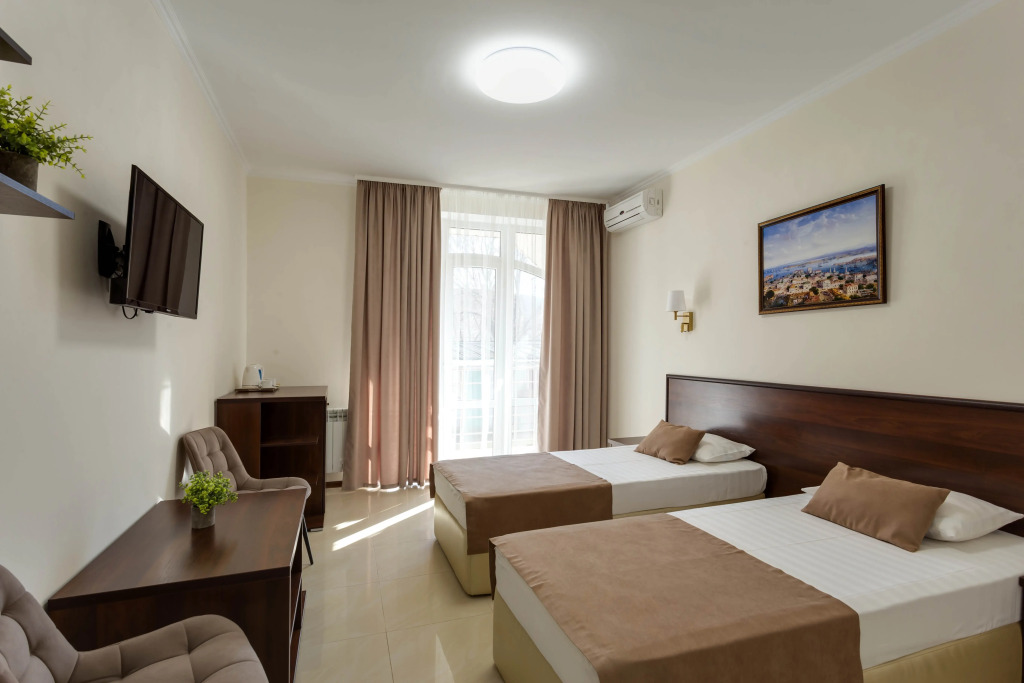 Irina - carbon neutral hotel in Yevpatoriya