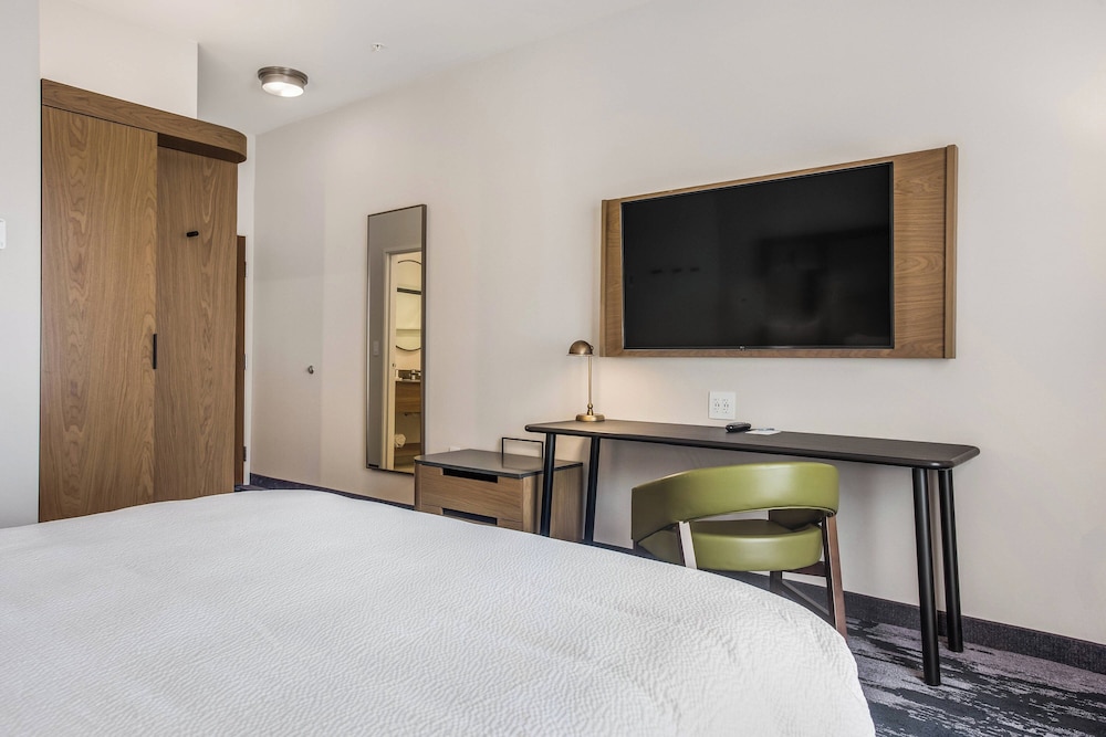 Fairfield Inn & Suites by Marriott Rolla - photo 9