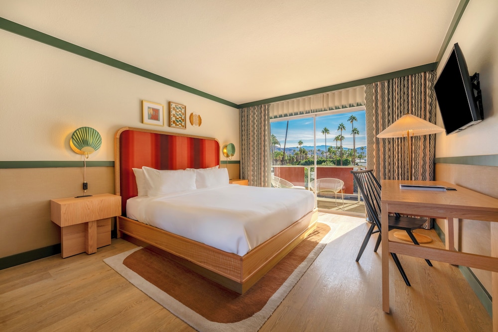 Royal Sun Palm Springs - photo 5
