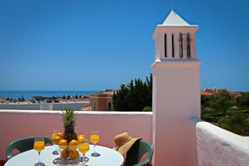 Casa Barbara — 4-Star Luxury Hotel in Armacao De Pera, Portugal